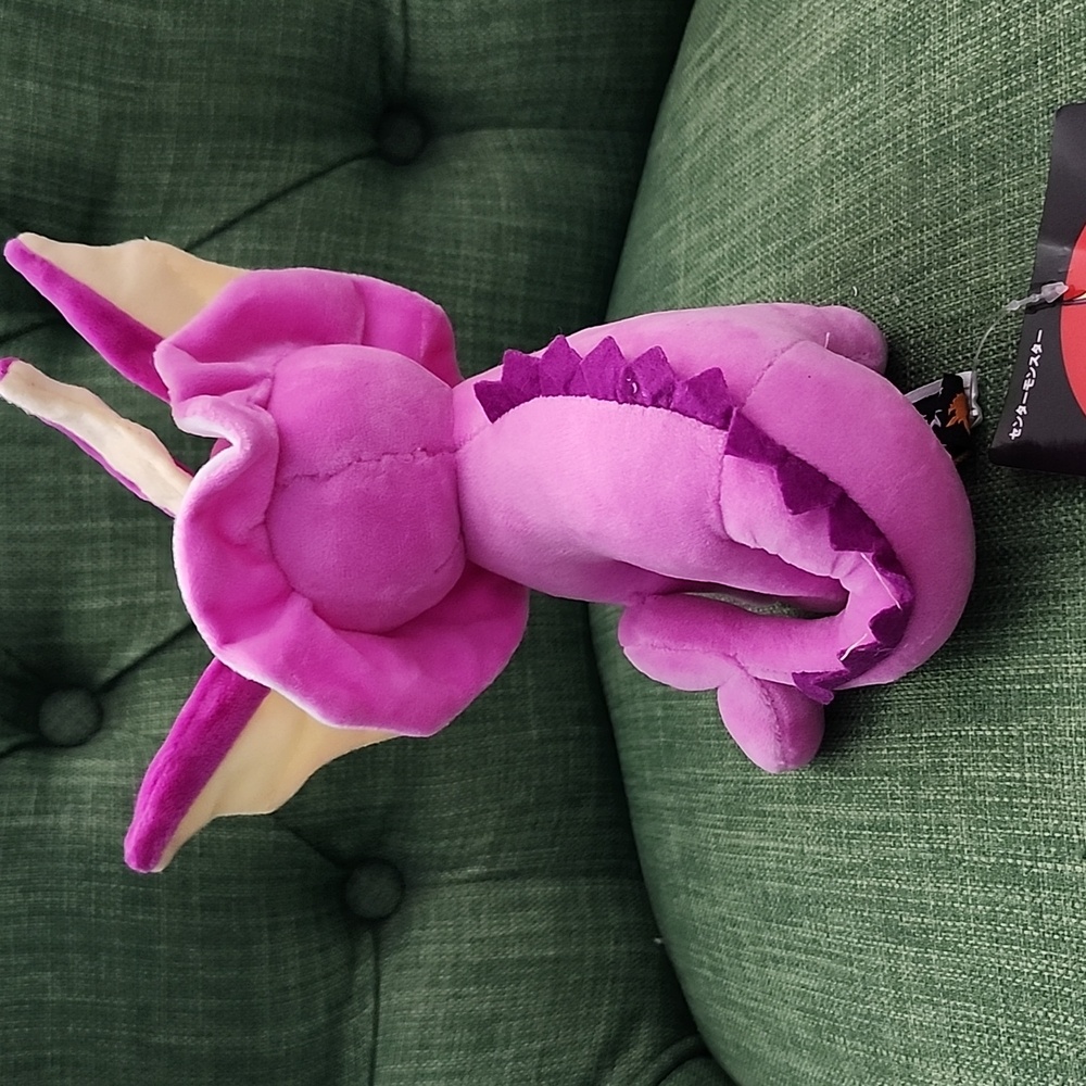 Pokemon Shiny Vaporeon Plush Toy - Picture 4 of 6